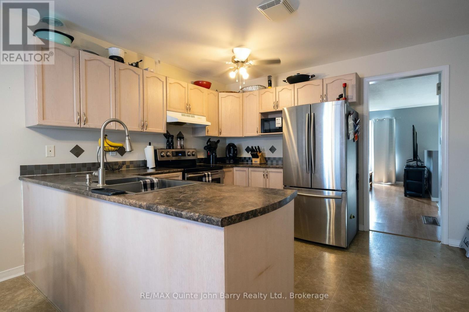 152 NICHOLAS STREET - 7