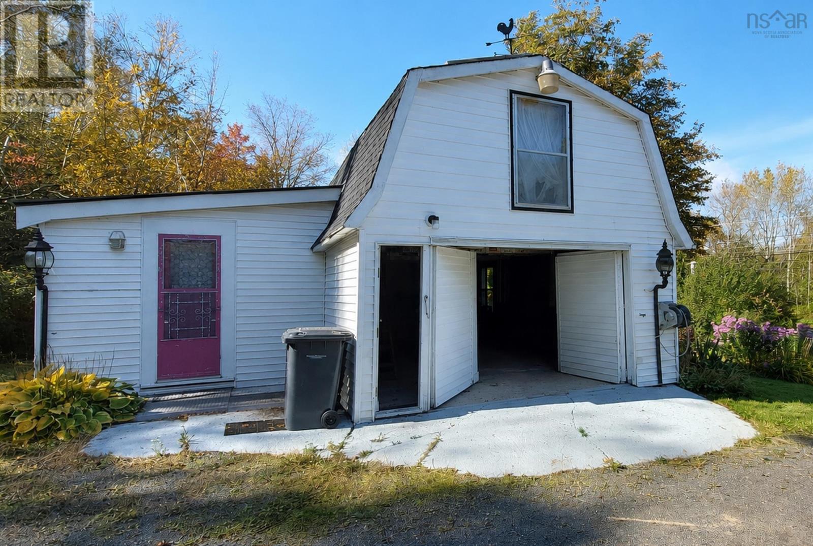 2526 Highway 1 - 46