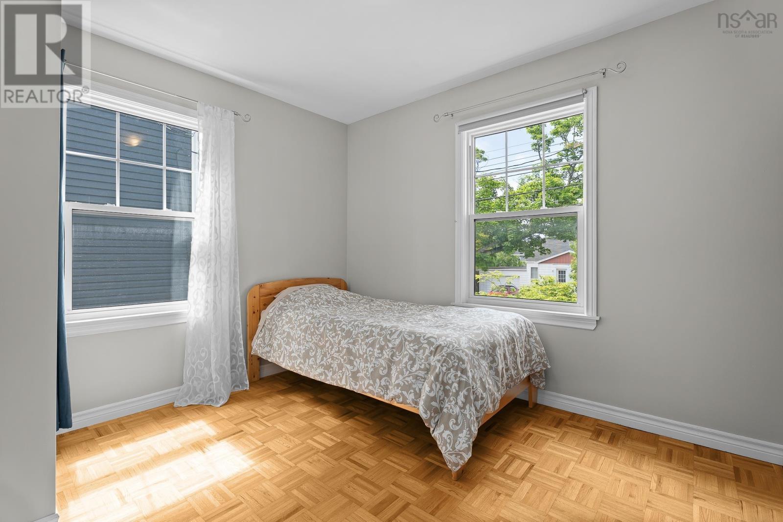 6474 Roslyn Road - 15
