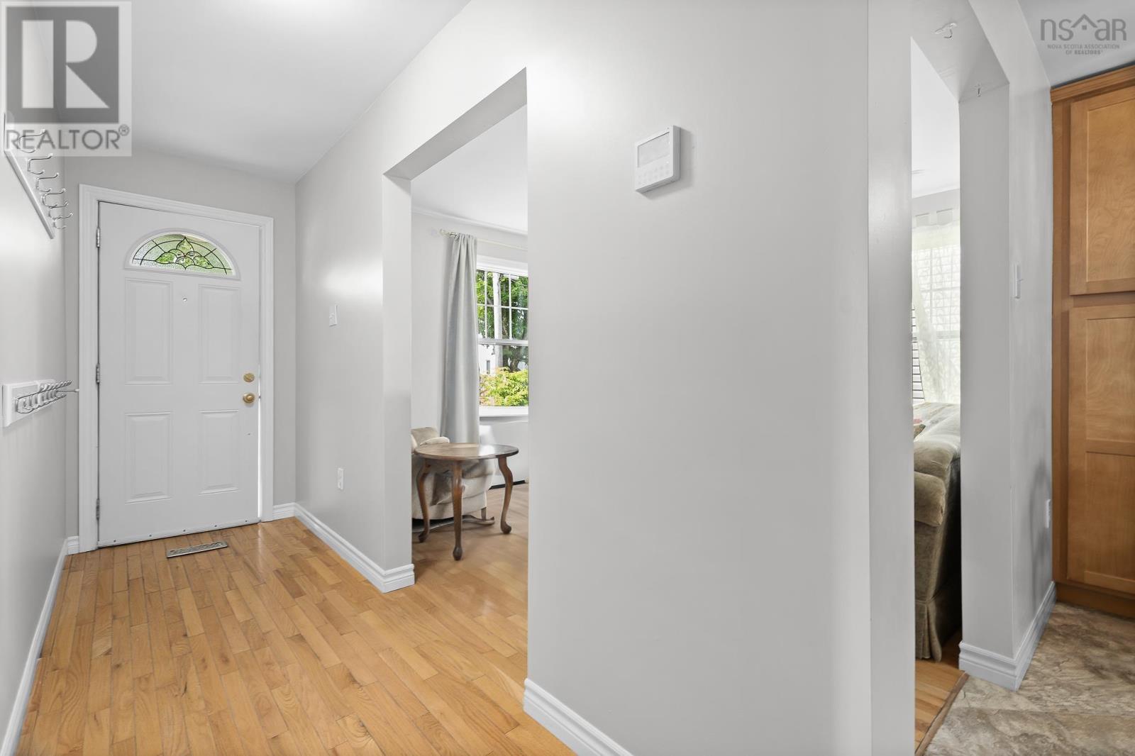 6474 Roslyn Road - 13