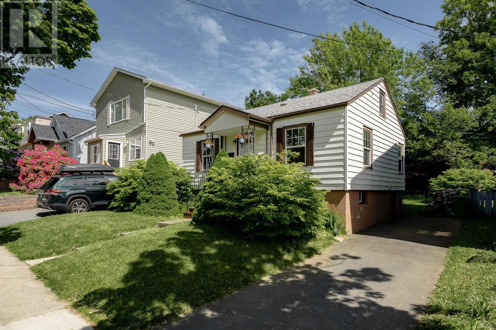 6474 Roslyn Road - 3