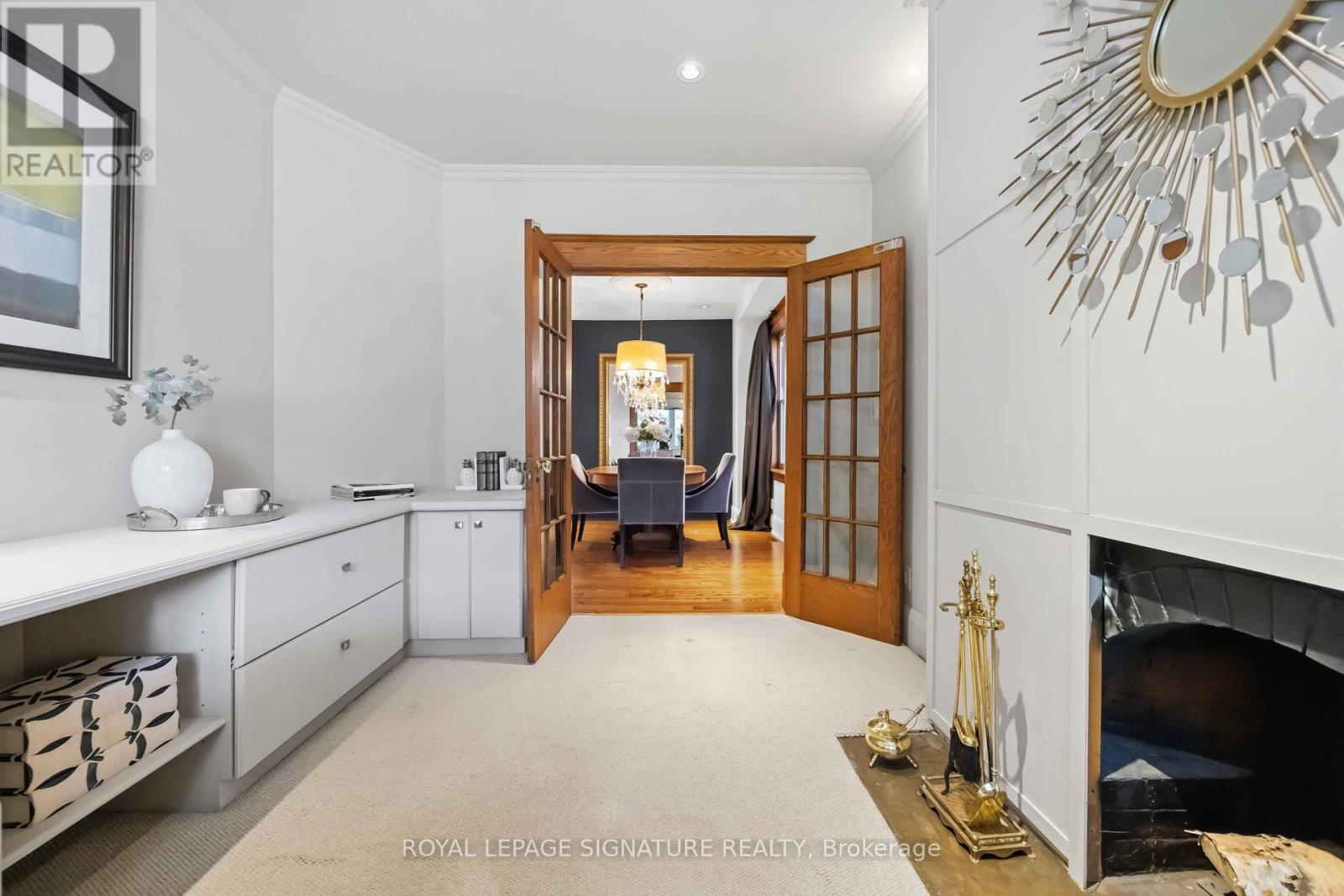 110 GILLARD AVENUE - 11