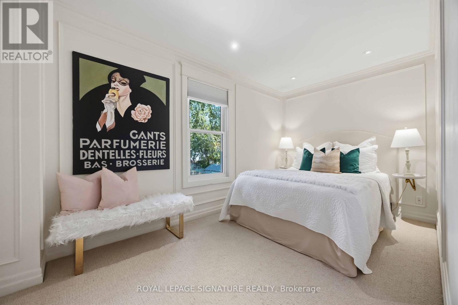 110 GILLARD AVENUE - 25