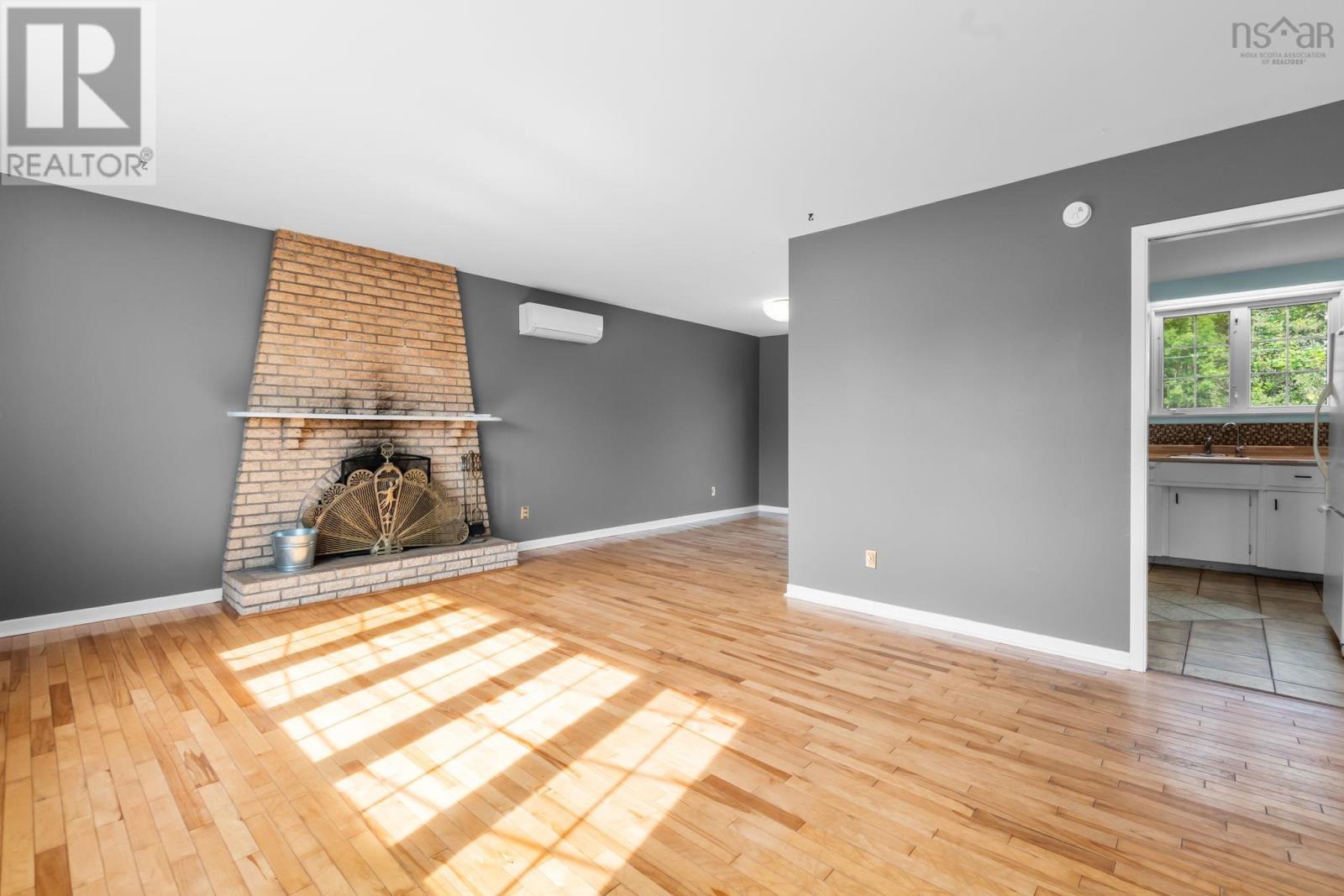 59 Hollyoake Lane - 13