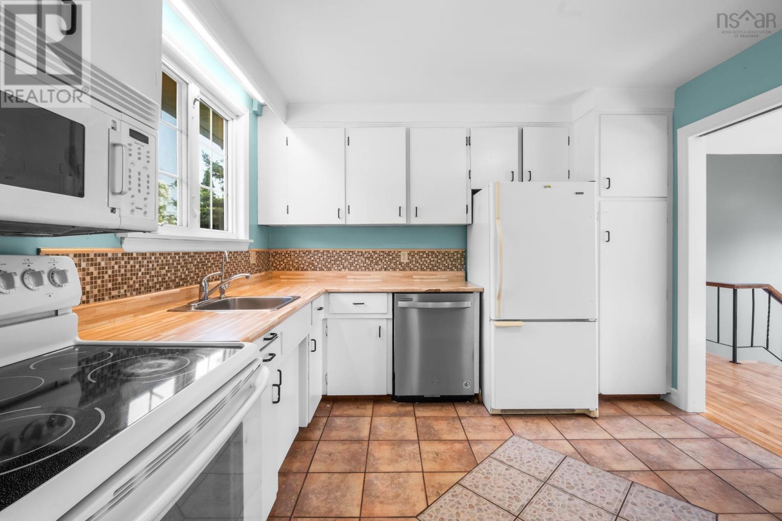 59 Hollyoake Lane - 5