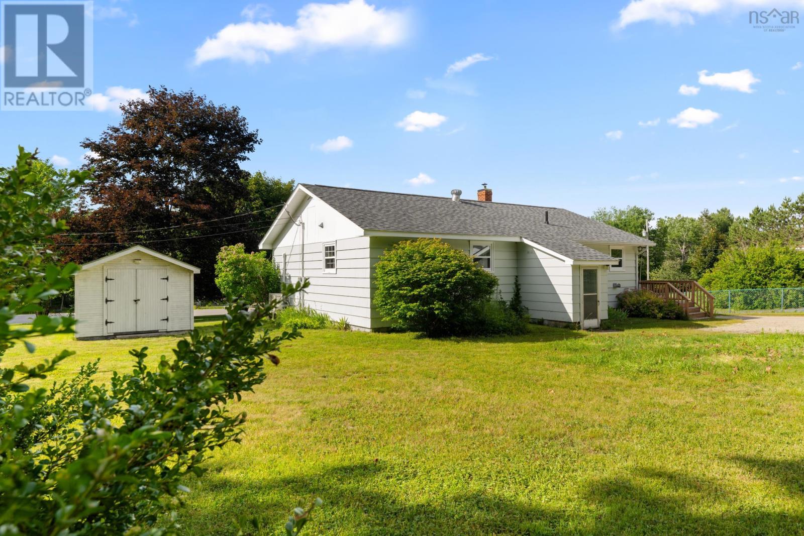 108 Middle River Road - 4