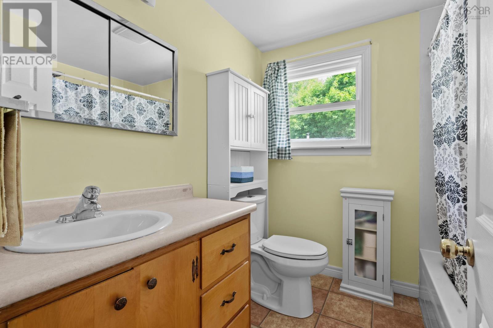 108 Middle River Road - 12