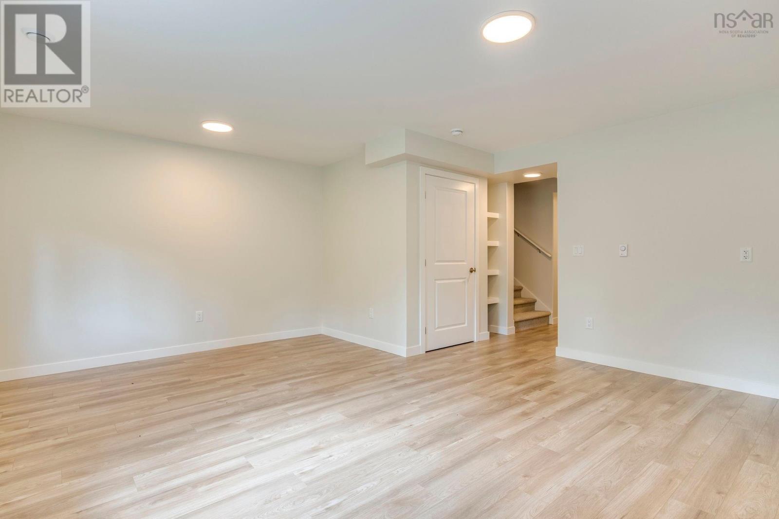 DA-59 201 Darner Drive - 37