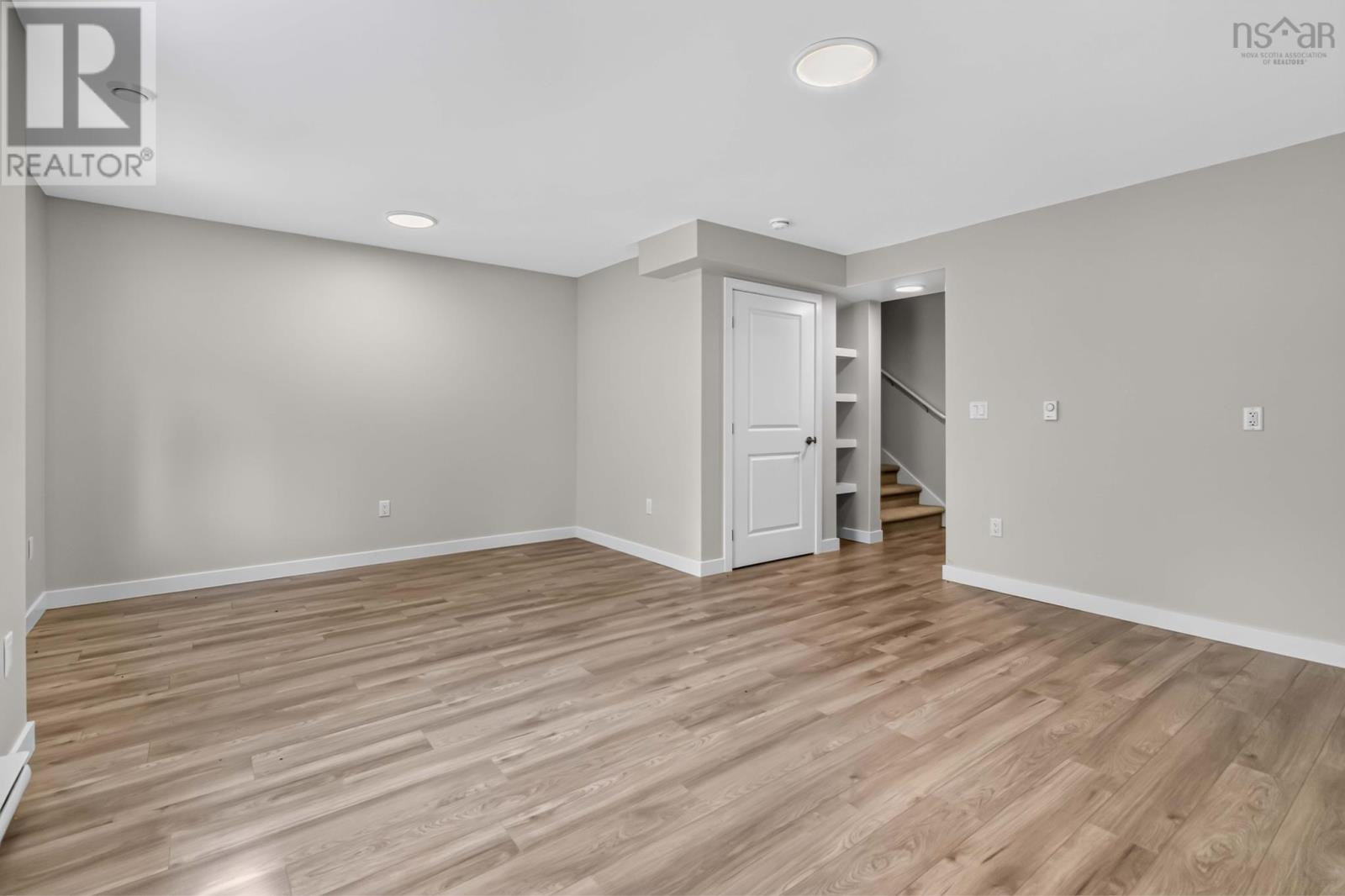 DA-59 201 Darner Drive - 23