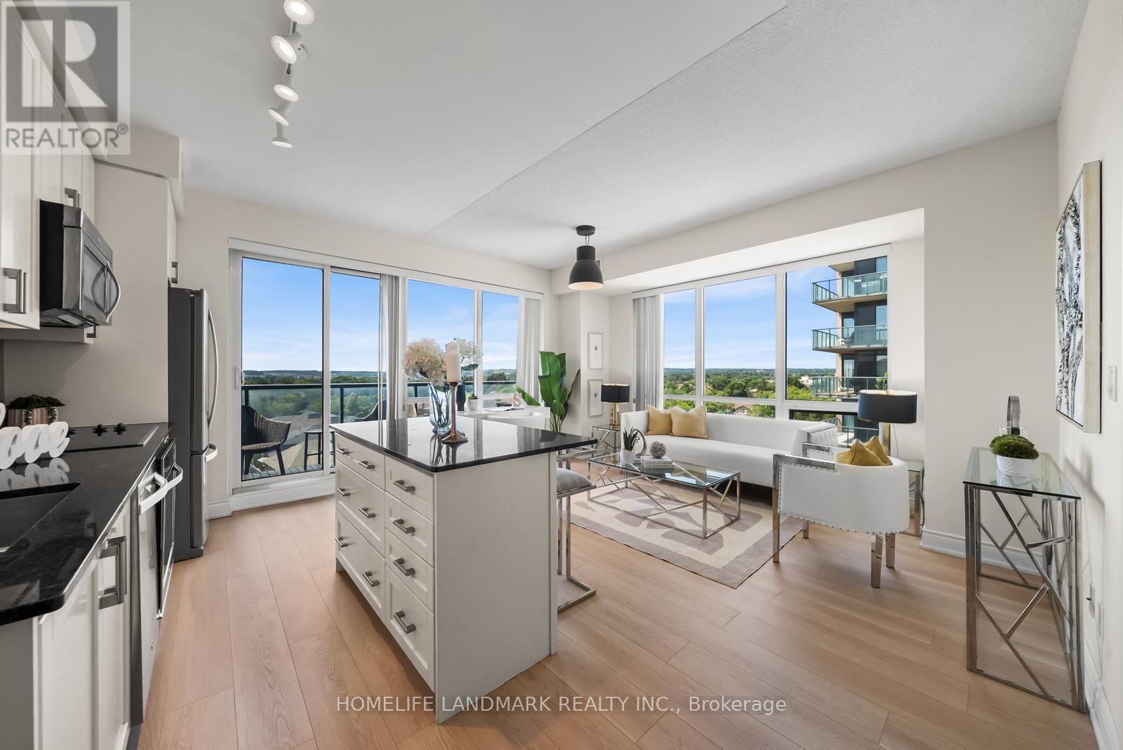 #702A 9088 YONGE STREET - 1