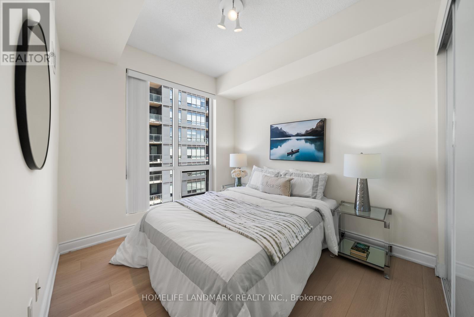 #702A 9088 YONGE STREET - 17