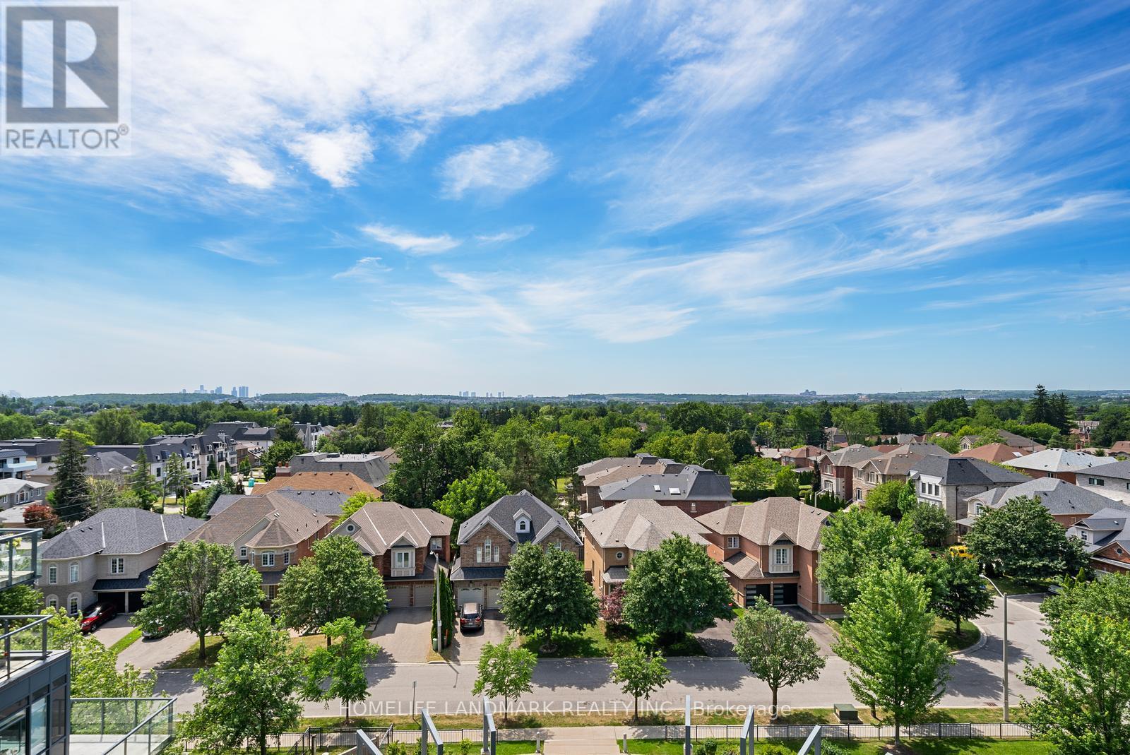 #702A 9088 YONGE STREET - 21