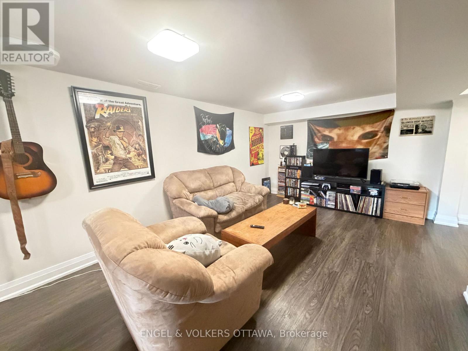 Condos for Rent in Ottawa – 44 GRANTON AVENUE, Ottawa – By Peter Sagos - Image 19