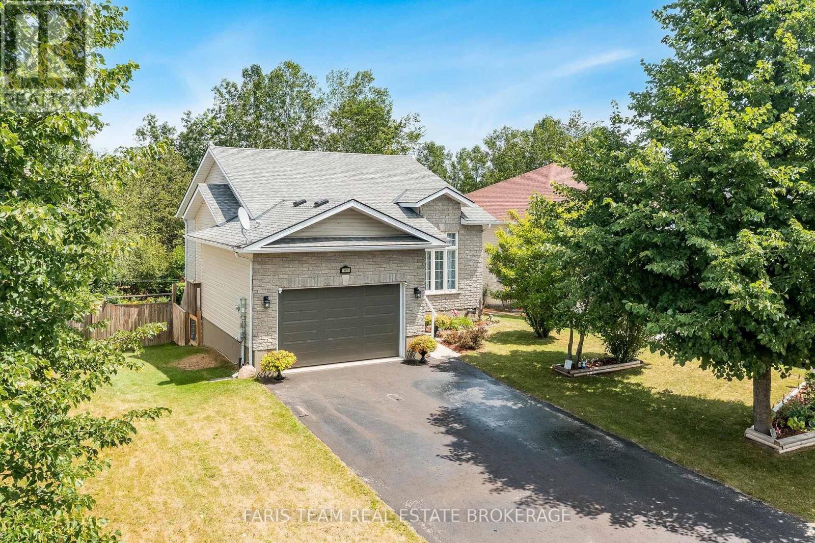 47 GEORGIAS WALK - 1