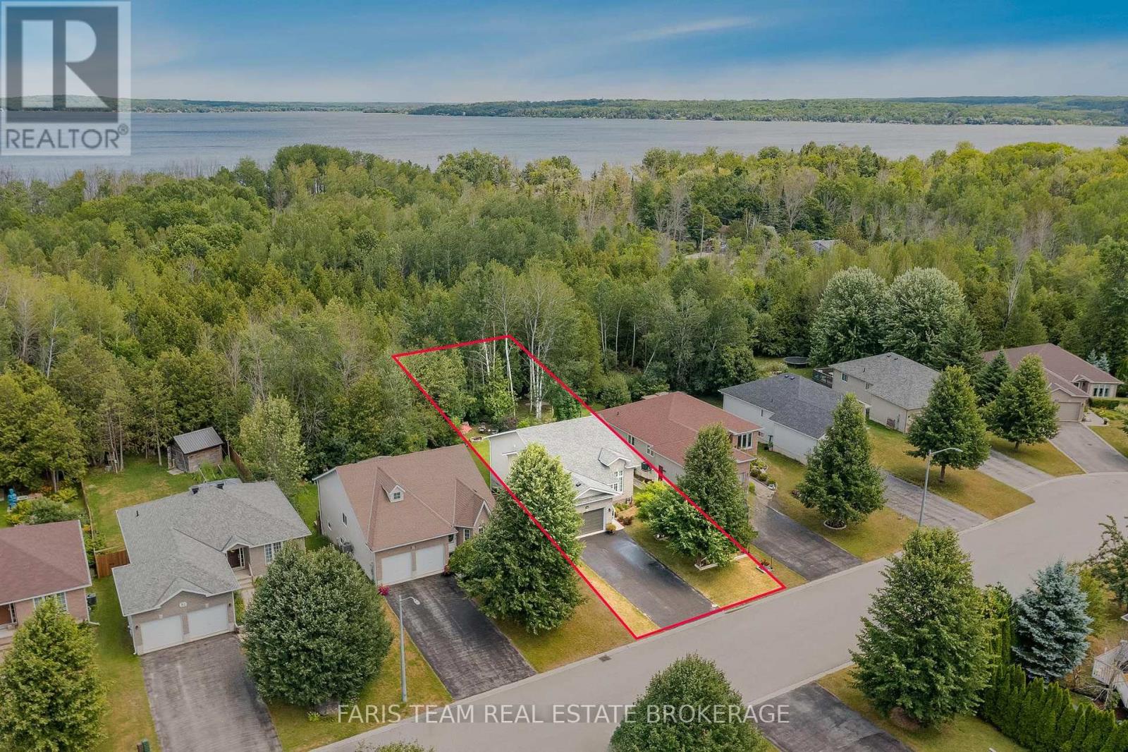 47 GEORGIAS WALK - 2