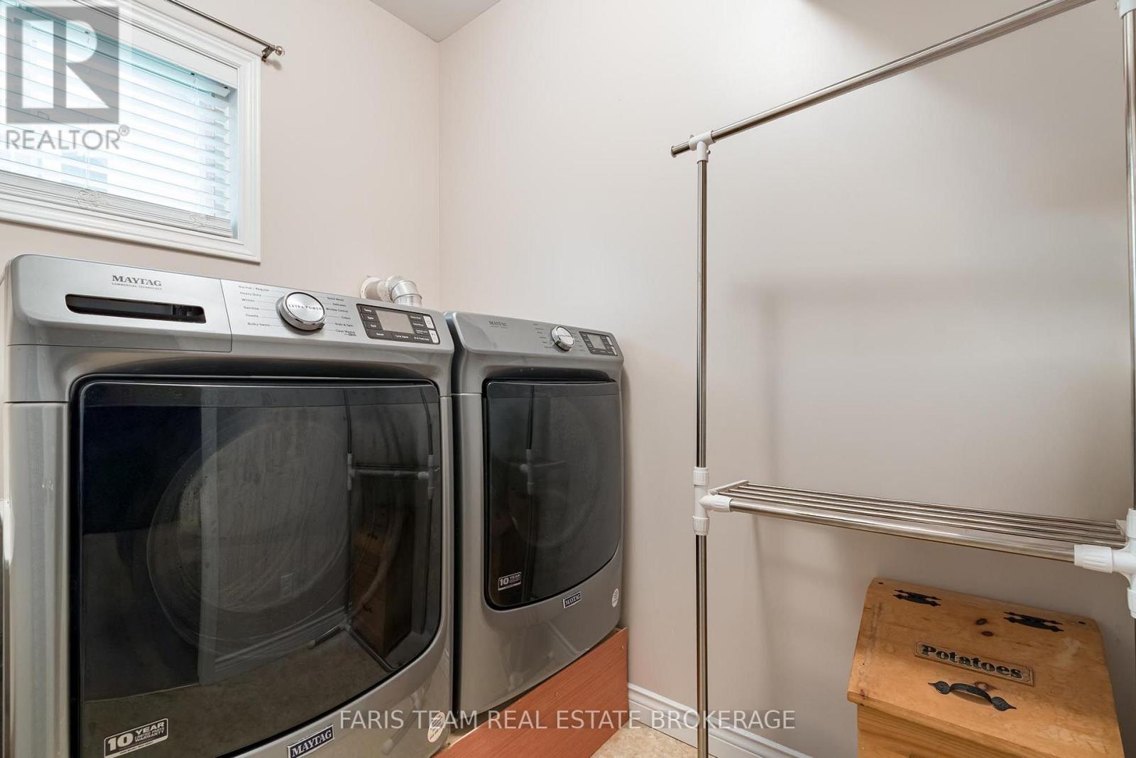 47 GEORGIAS WALK - 27