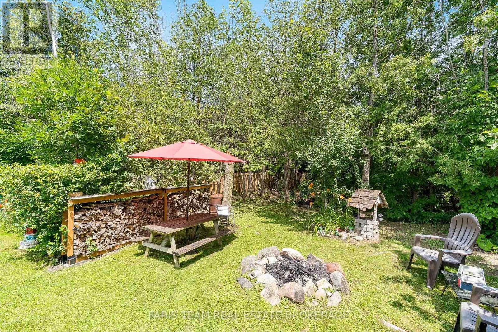 47 GEORGIAS WALK - 32