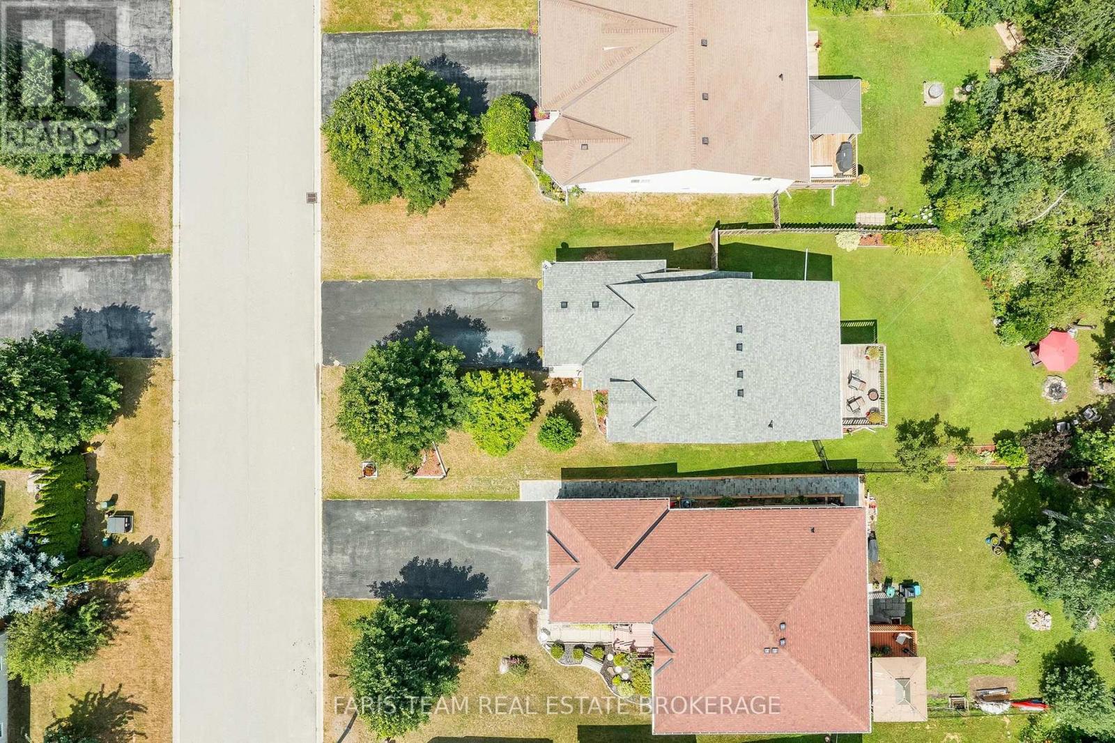 47 GEORGIAS WALK - 36