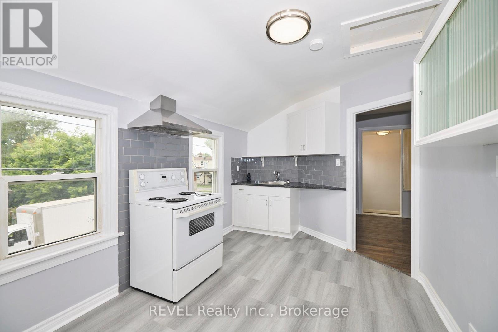 43 COSBY AVENUE - 11