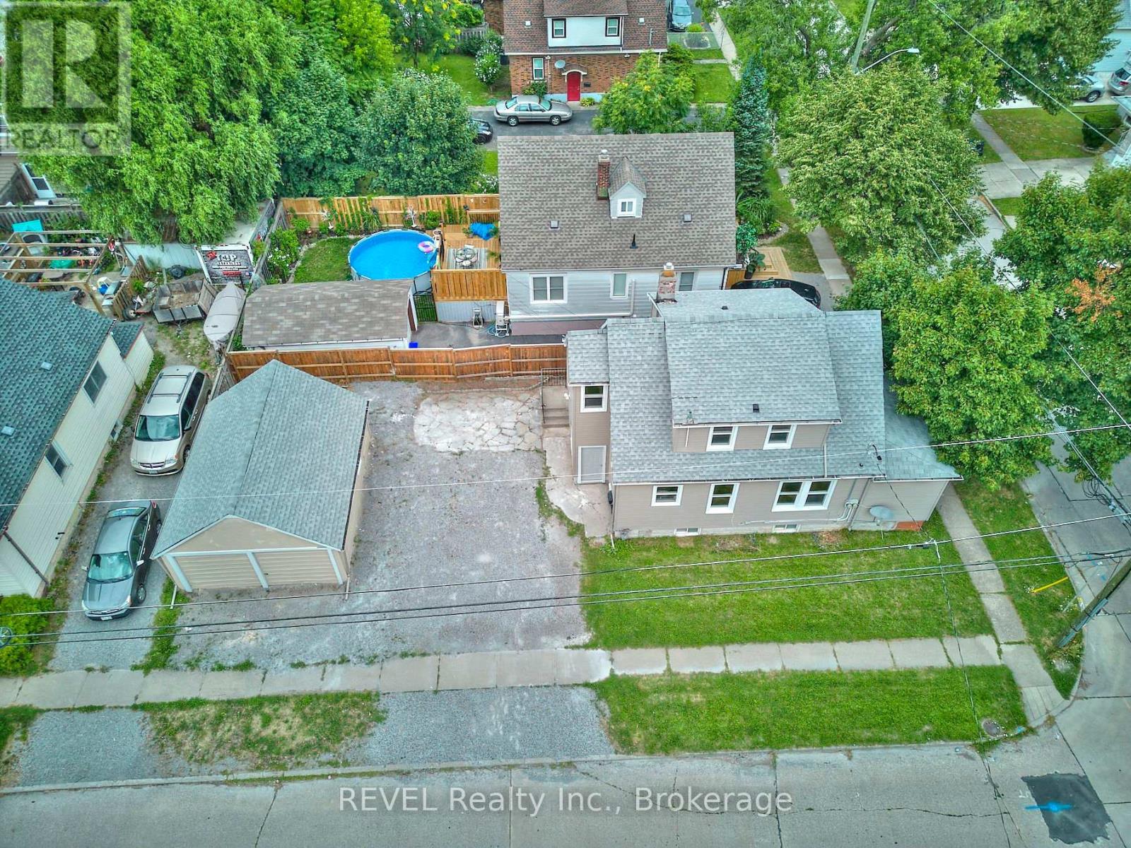 43 COSBY AVENUE - 26