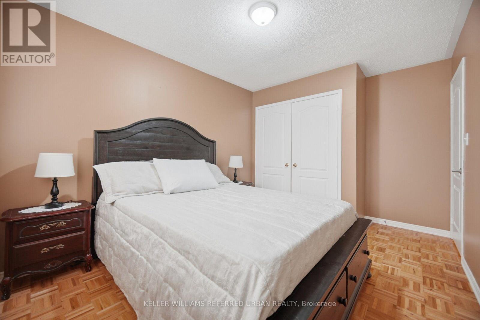 19 SOFTNEEDLE AVENUE - 25