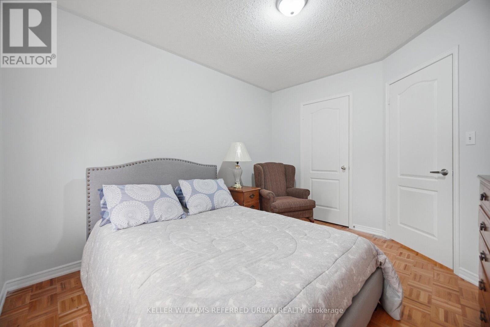 19 SOFTNEEDLE AVENUE - 27