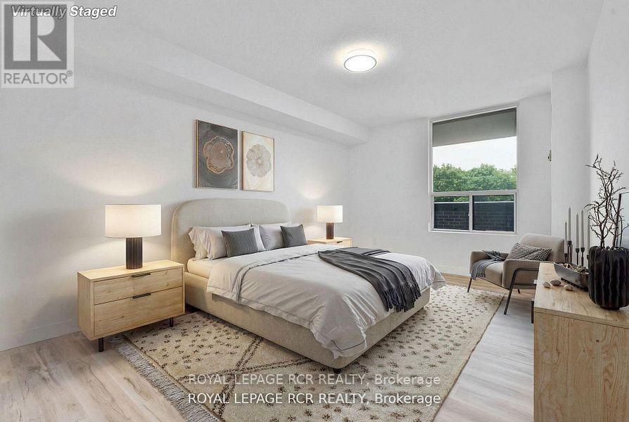 #205 1535 LAKESHORE ROAD E - Image 11
