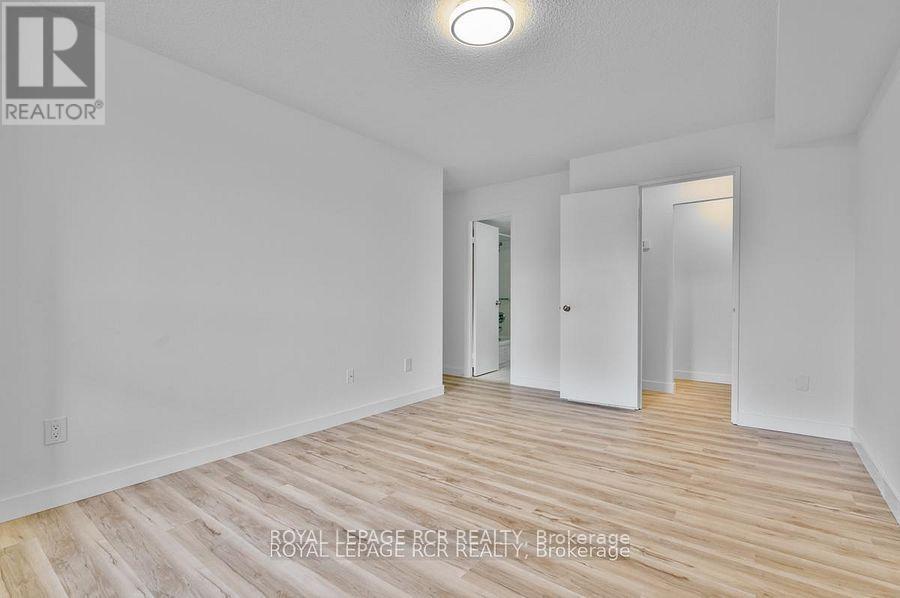 #205 1535 LAKESHORE ROAD E - Image 15