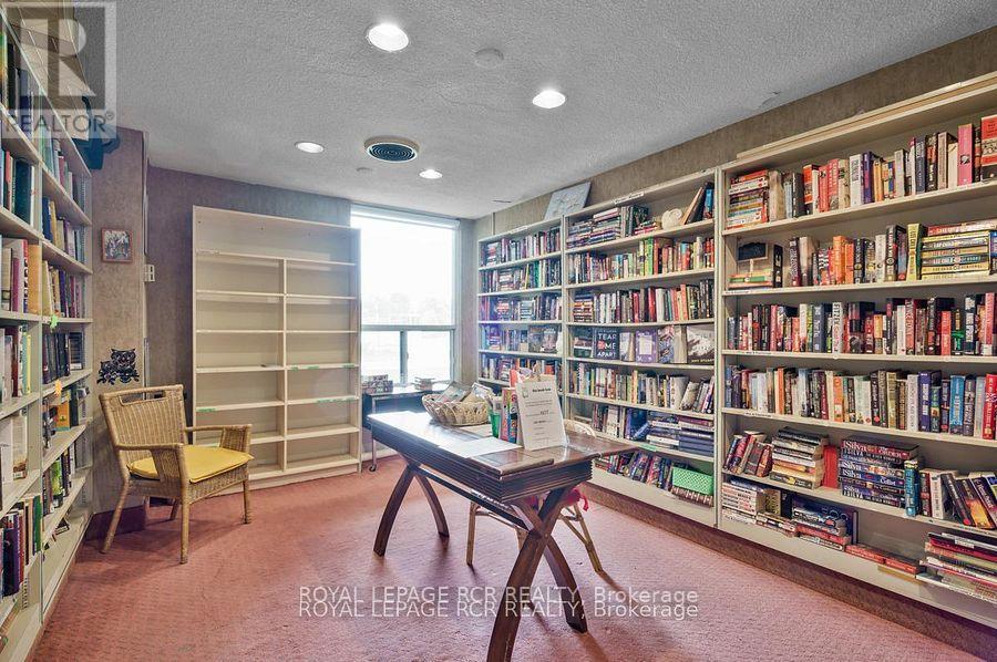 #205 1535 LAKESHORE ROAD E - Image 26