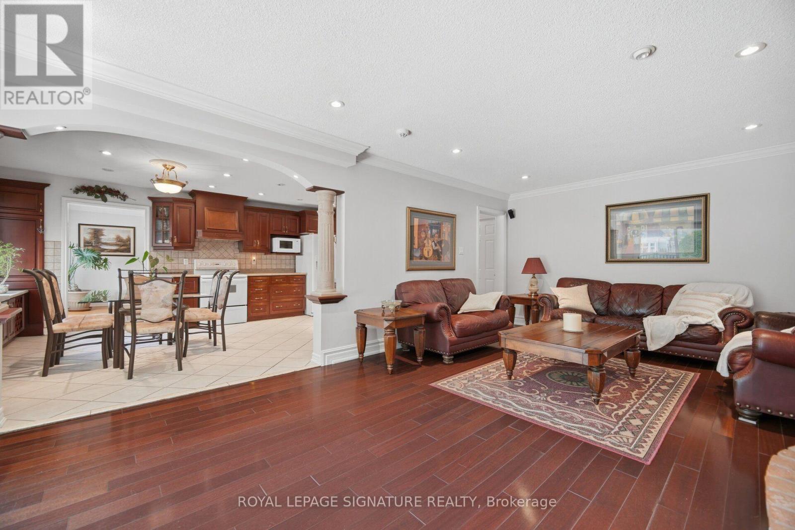 2130 AUTUMN BREEZE DRIVE N - 10