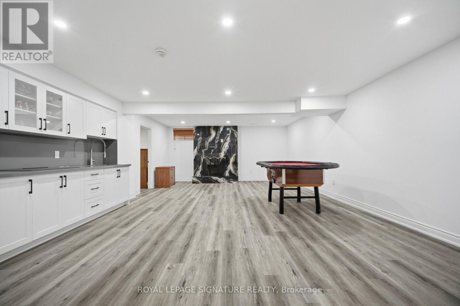 2130 AUTUMN BREEZE DRIVE N - 35