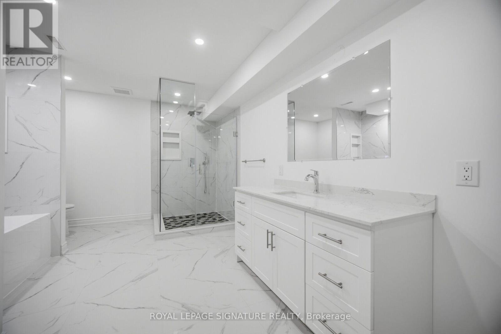2130 AUTUMN BREEZE DRIVE N - 37