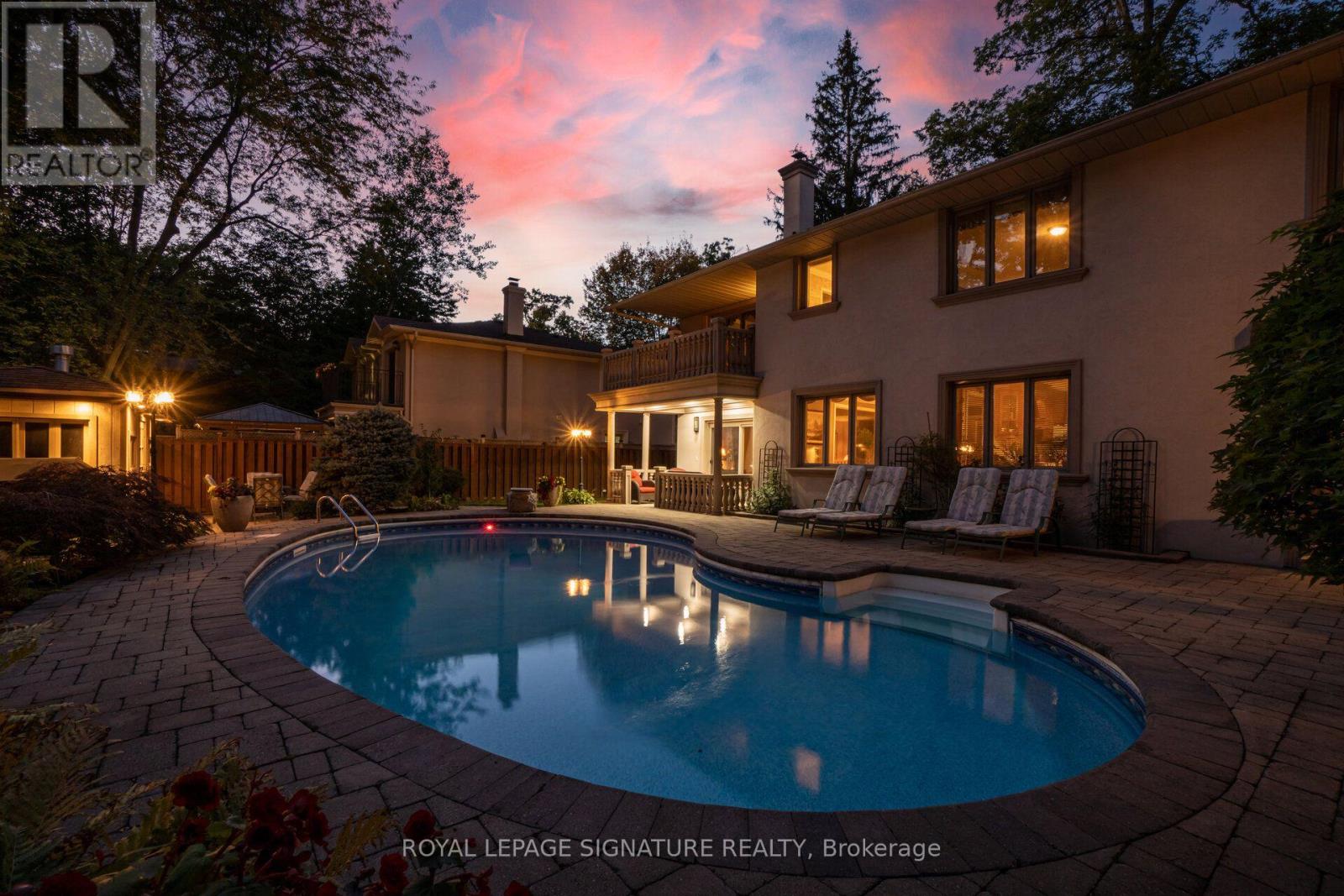 2130 AUTUMN BREEZE DRIVE N - 48