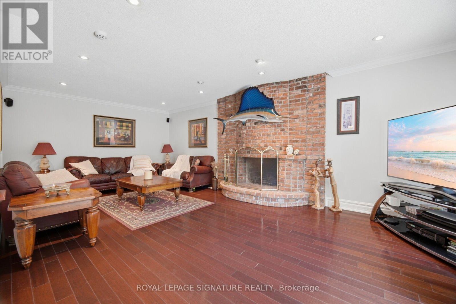 2130 AUTUMN BREEZE DRIVE N - 9