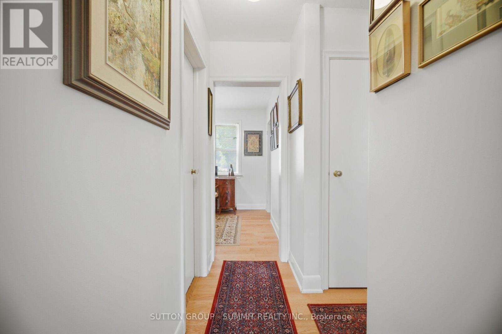25 ARCH ROAD - 26