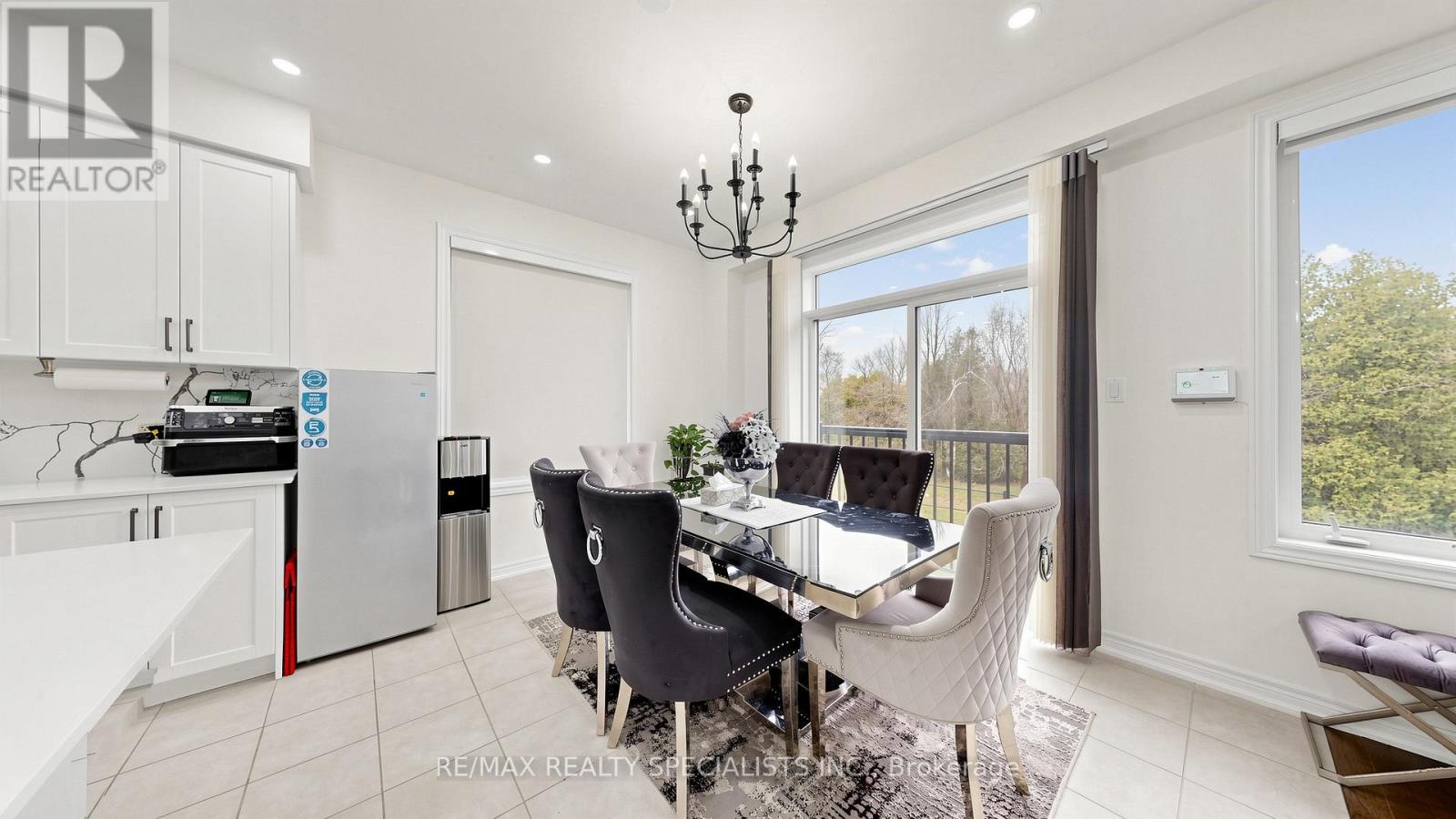 250 CHIPPEWA AVENUE - Image 18