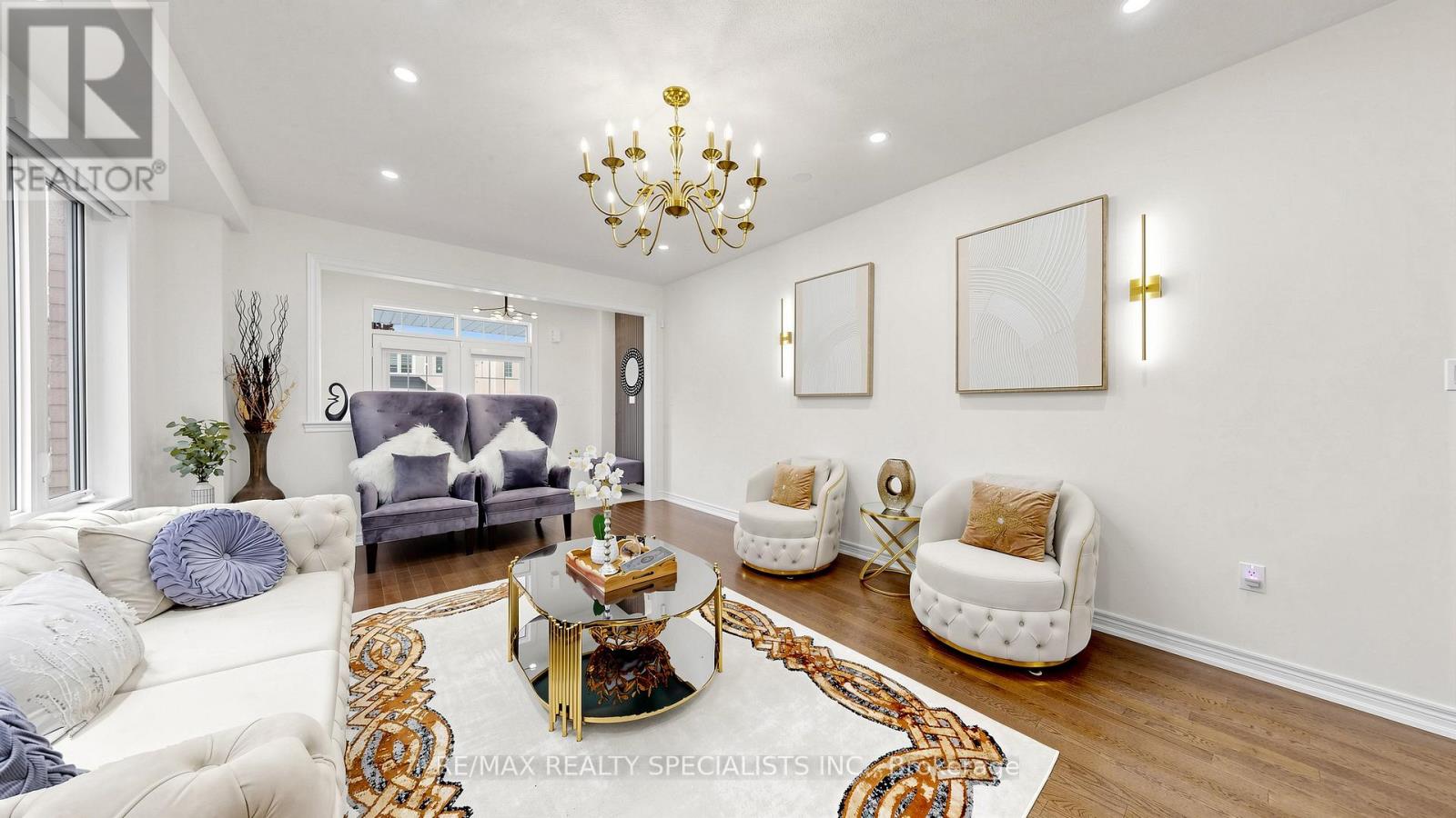 250 CHIPPEWA AVENUE - Image 7