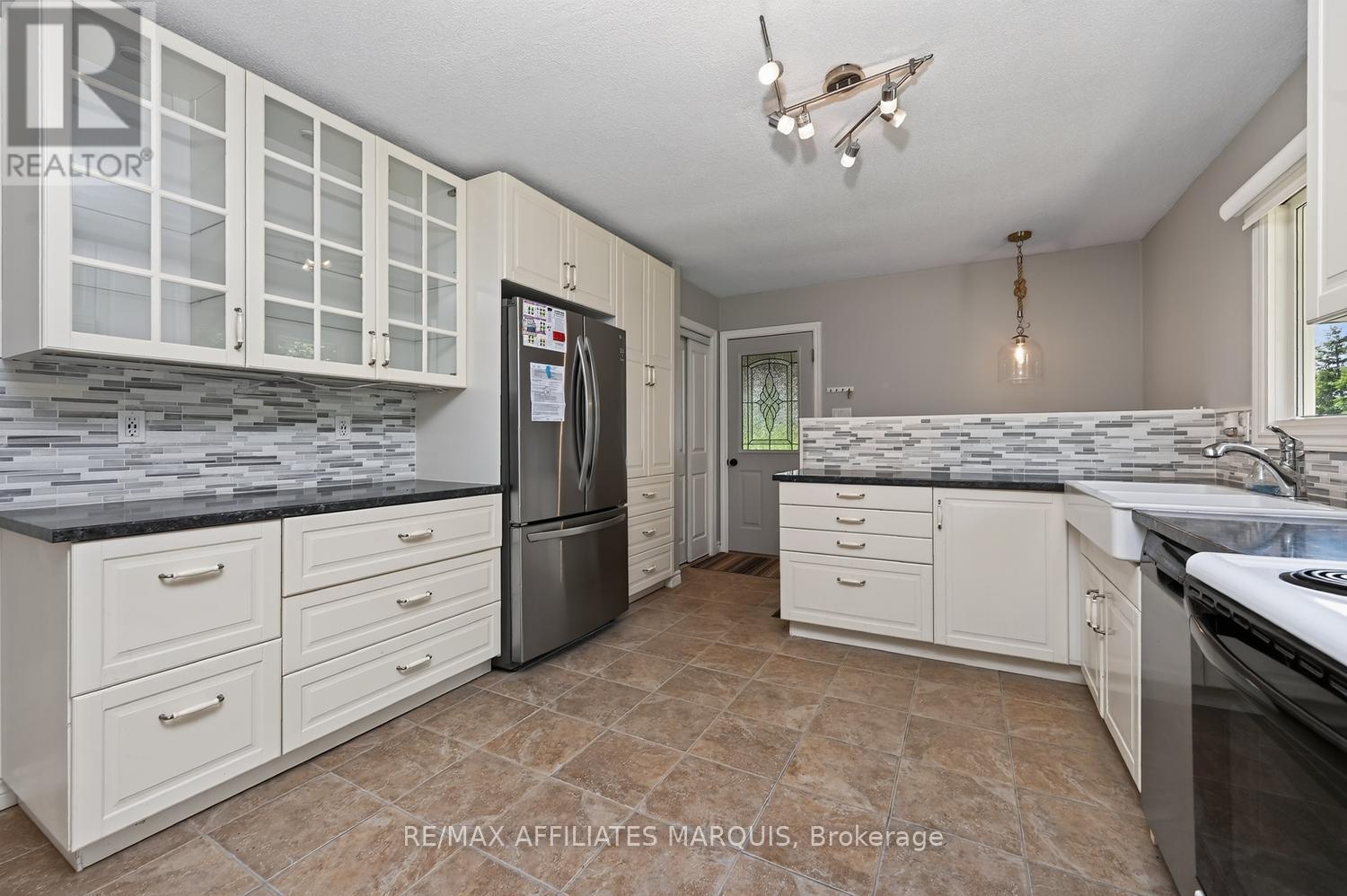 12095 HIGHWAY 15 ROAD - Image 11