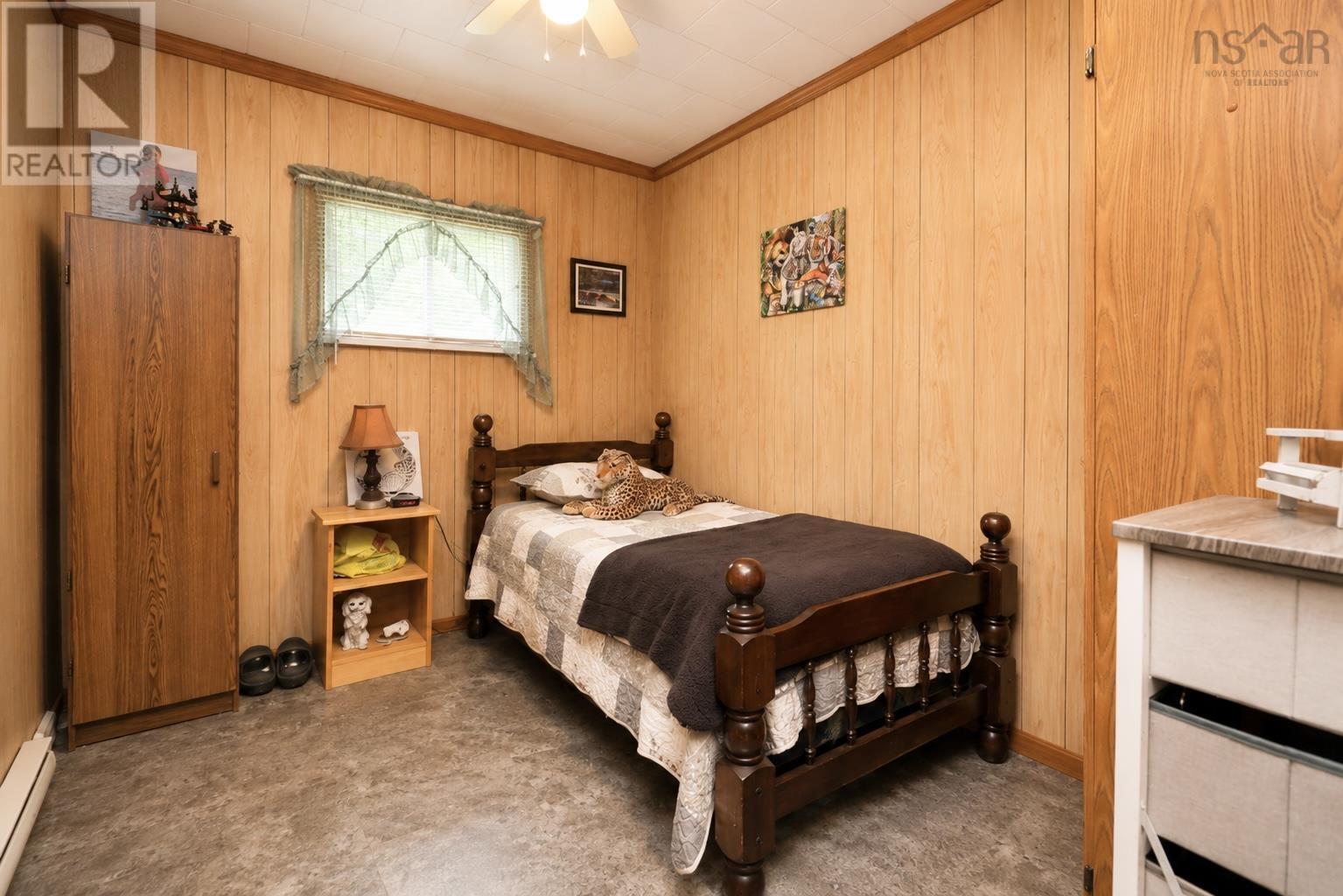 629 Falkenham Road - 15