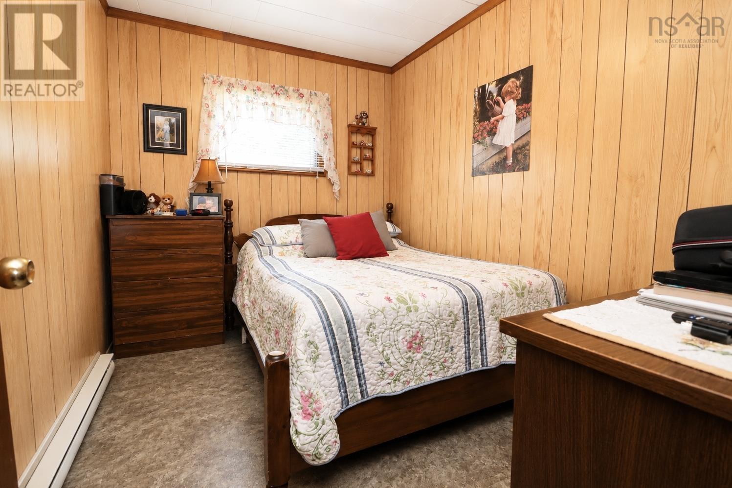 629 Falkenham Road - 14