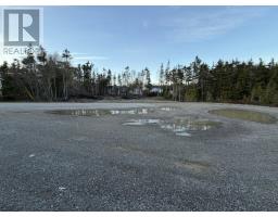 13 Pine Avenue thumbnail 11
