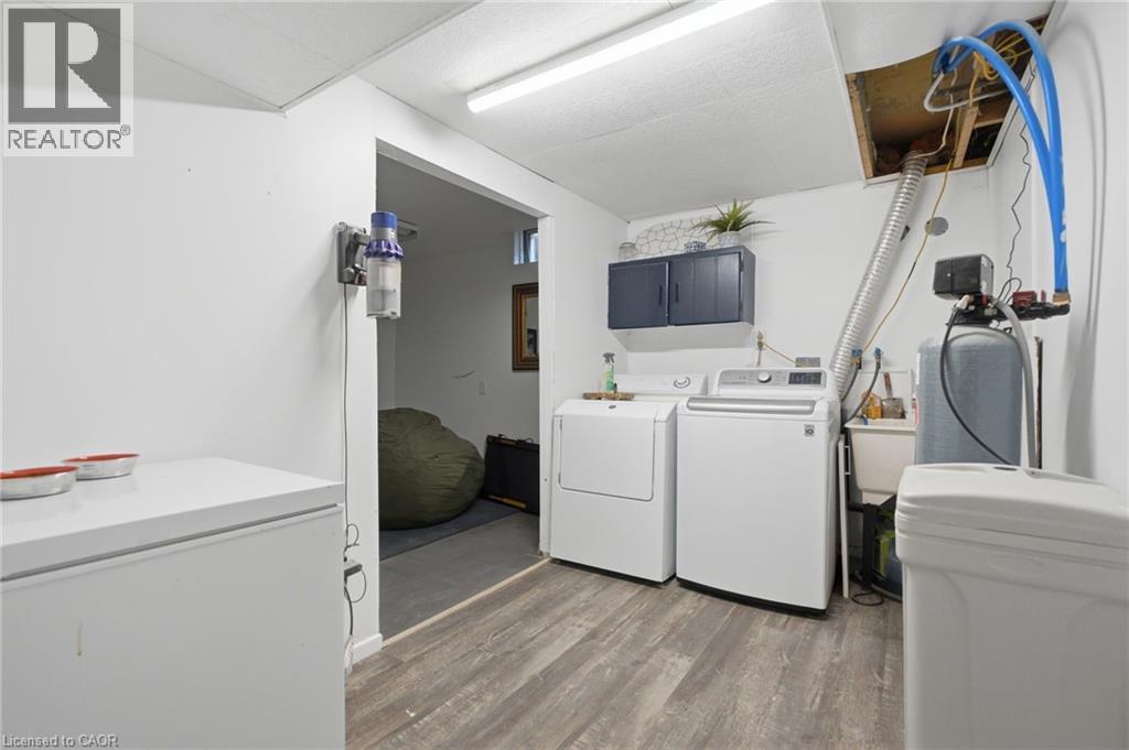 37 MELISSA Crescent - 36