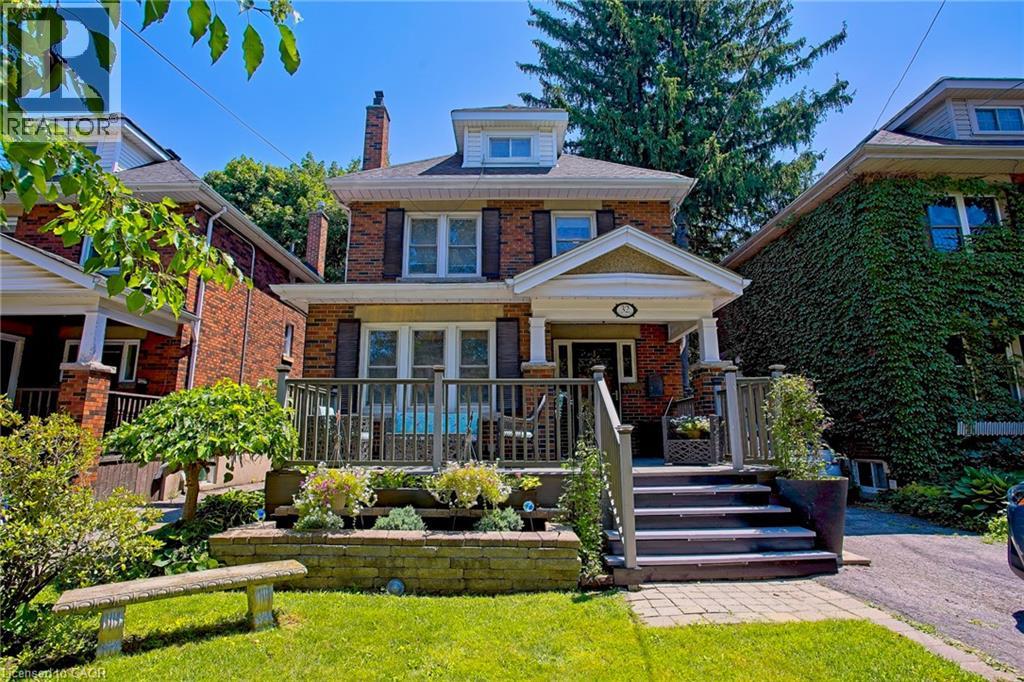 32 DALEWOOD Crescent - Image 3