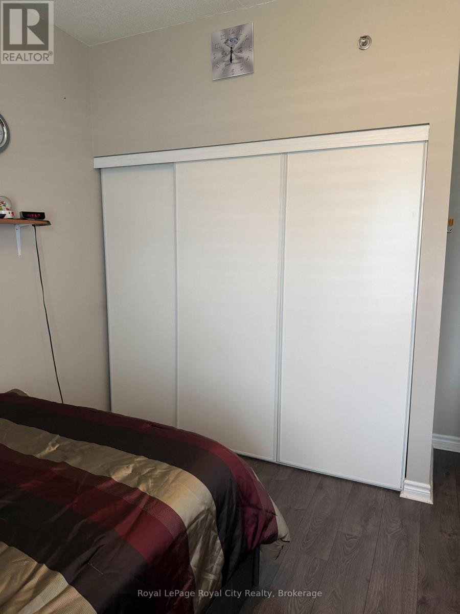 #102 308 WATSON PARKWAY N - 21