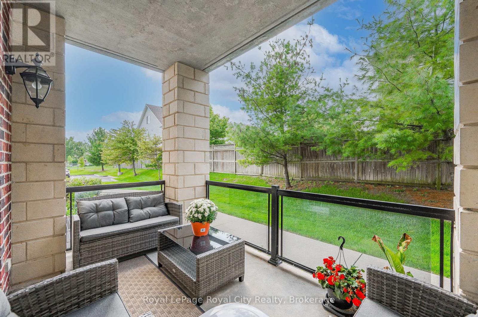 #102 308 WATSON PARKWAY N - 22