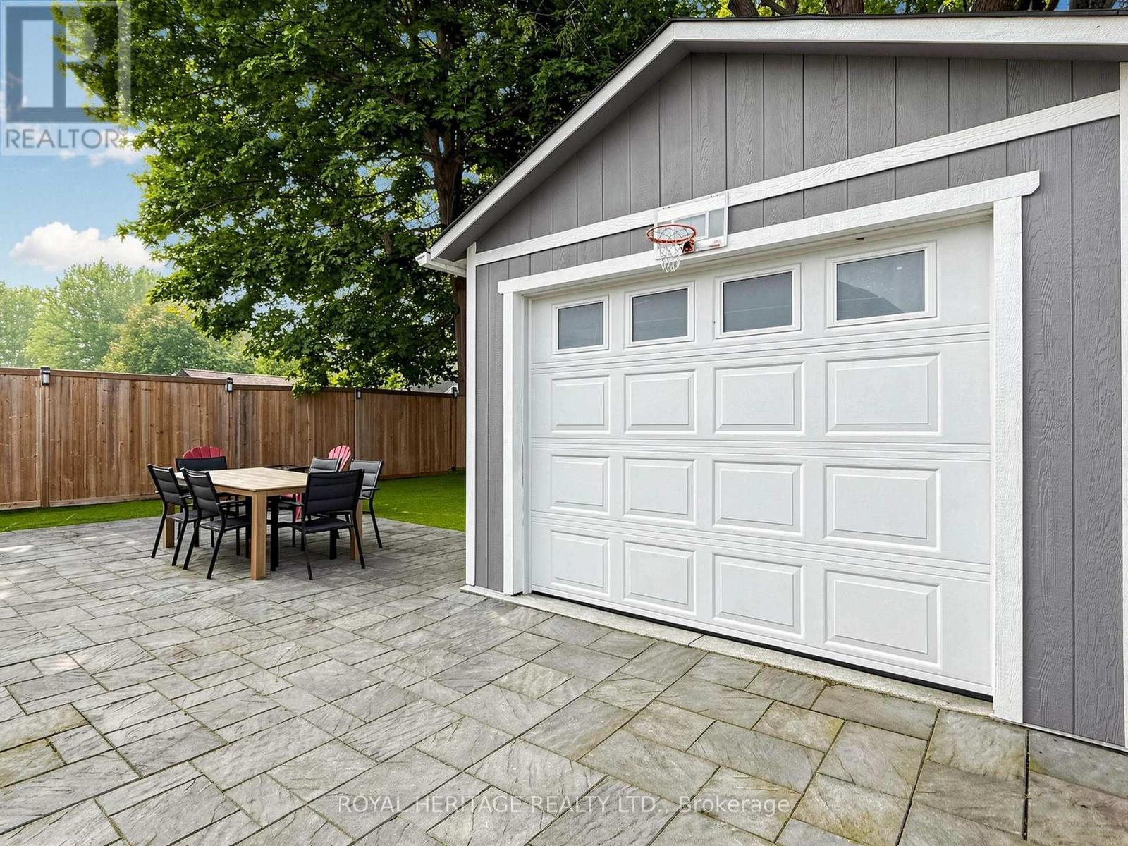 221 HIBBERT AVENUE - 48