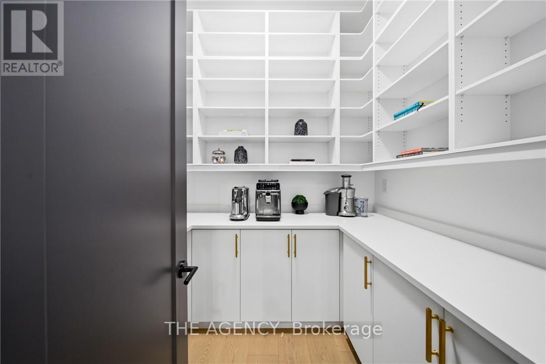 188 NISKA ROAD - Image 15