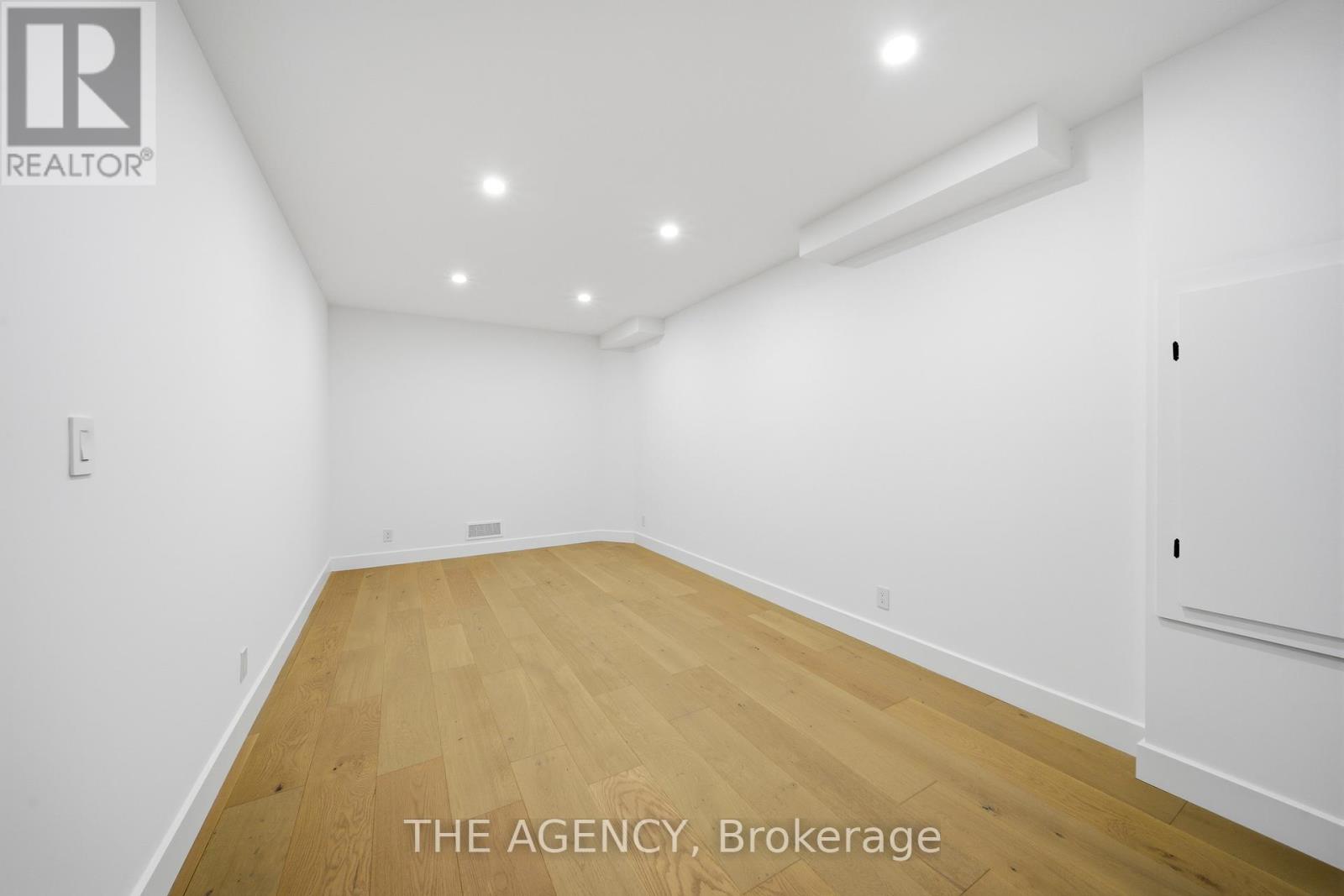 188 NISKA ROAD - Image 38
