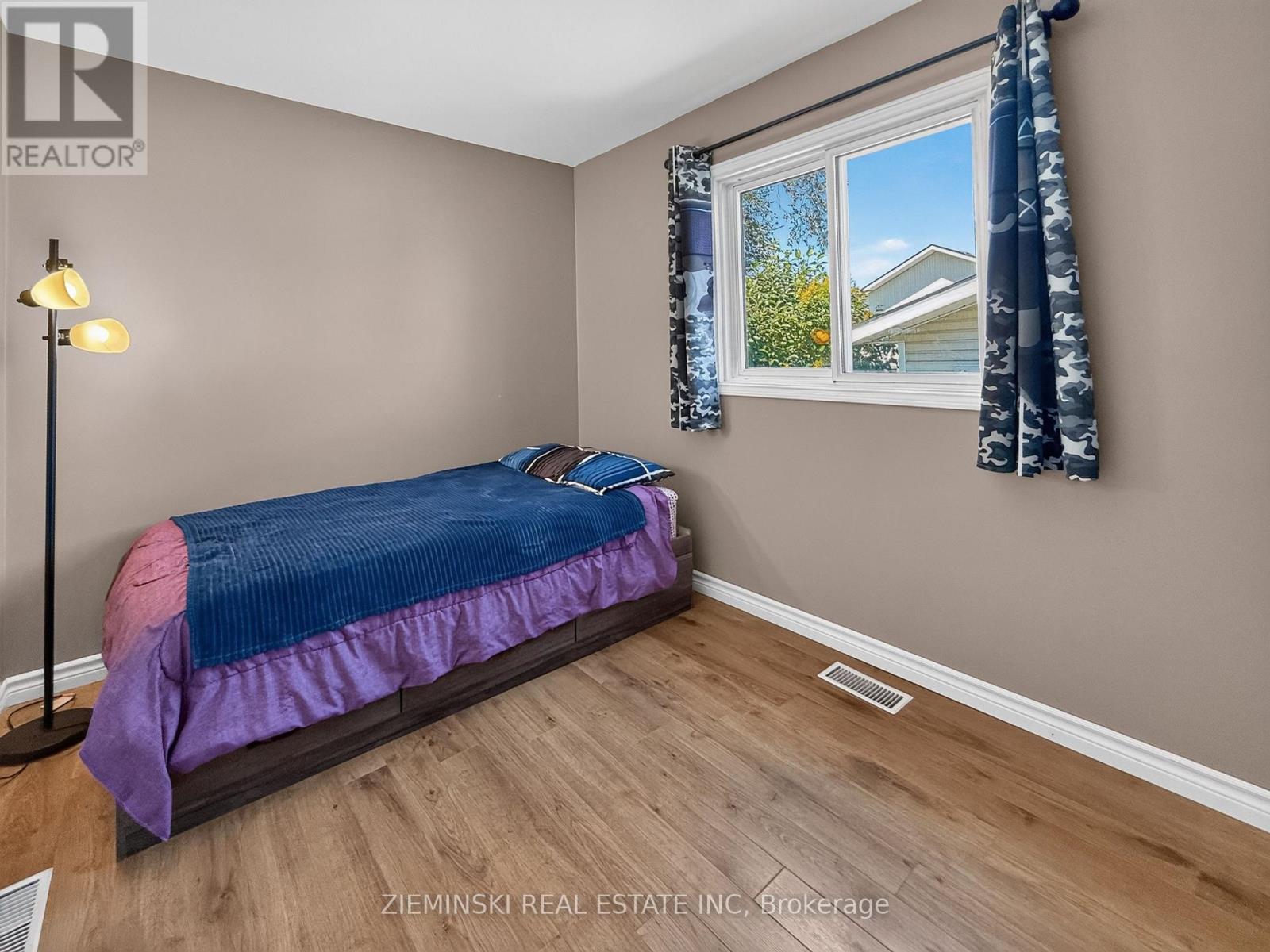 1222 GATINEAU BOULEVARD - 13