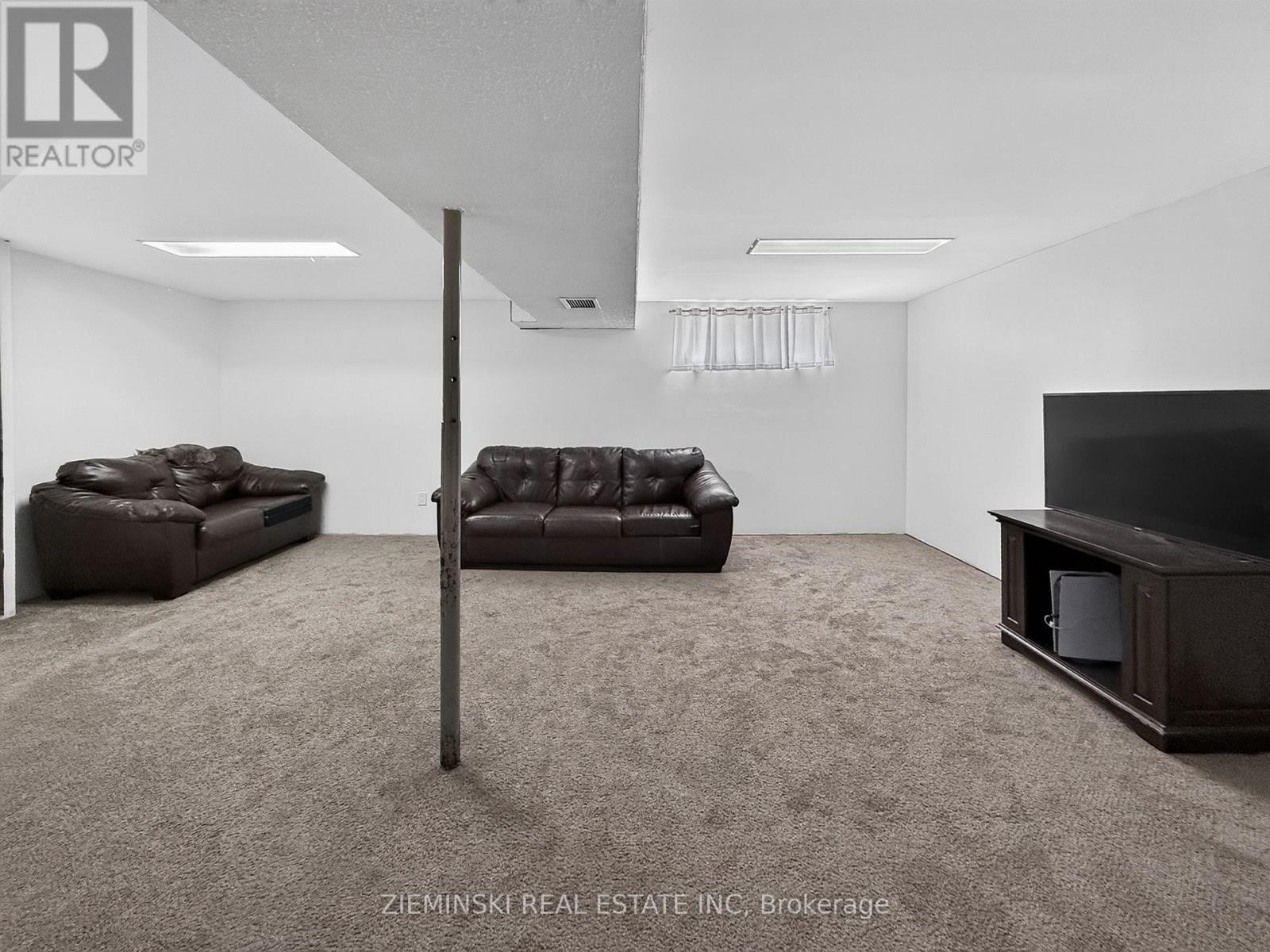 1222 GATINEAU BOULEVARD - 17